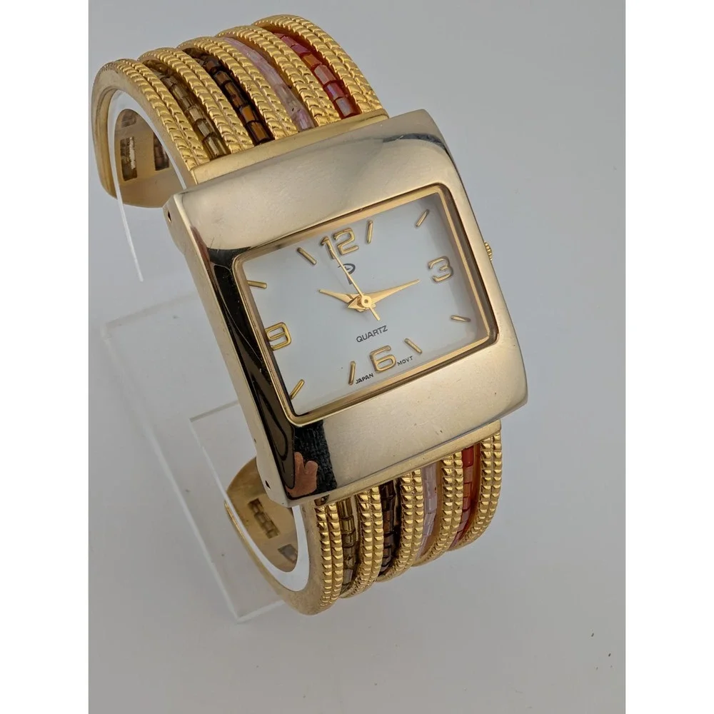 P Watch Women 30mm Case Gold Beaded Bangle Band-‎ New Battery